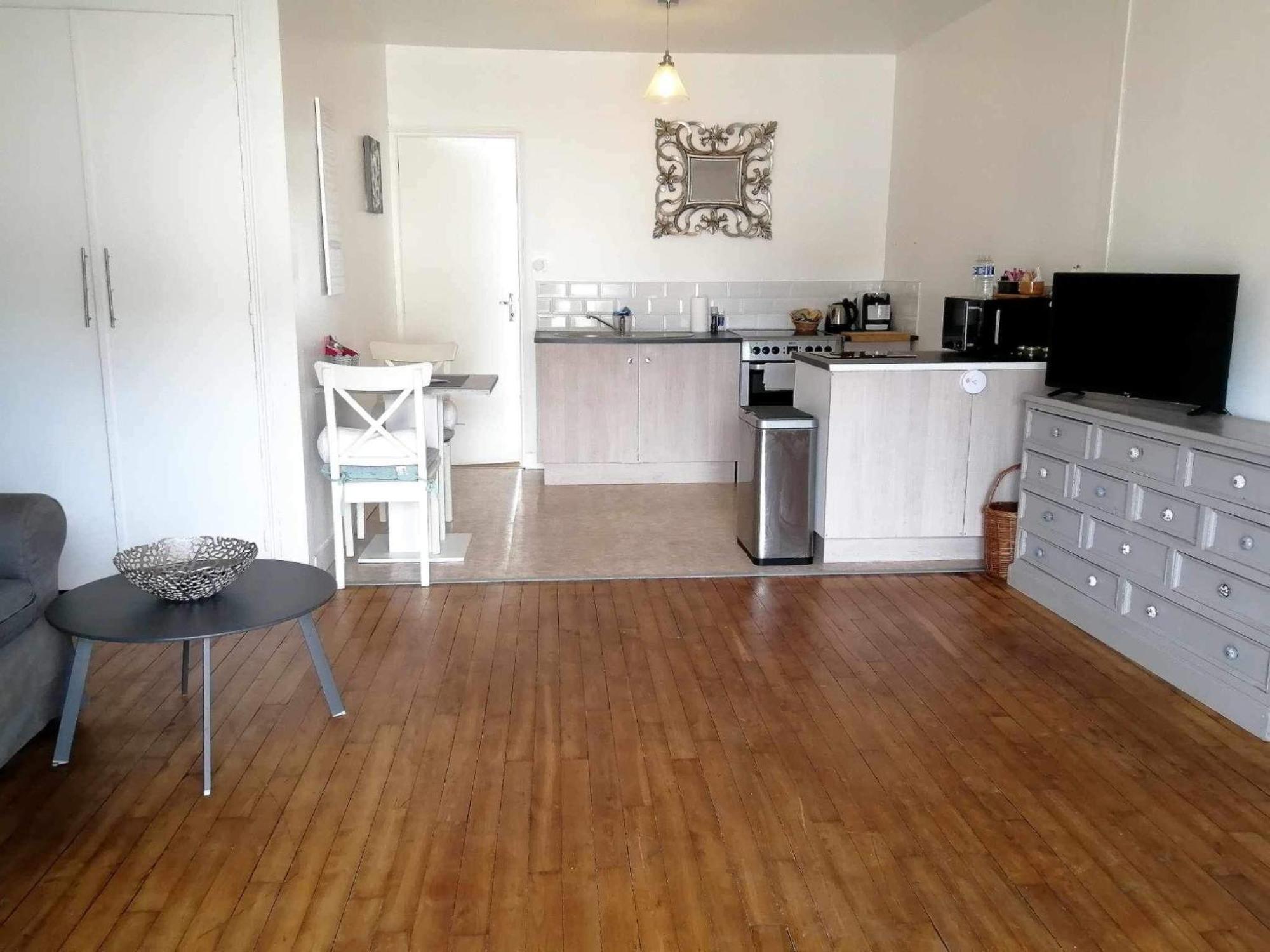 Apartment 15B Ruffec  Exterior photo